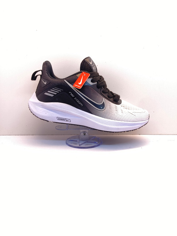 کتانی زنانه نایک رانینگ ایرزوم air zoom